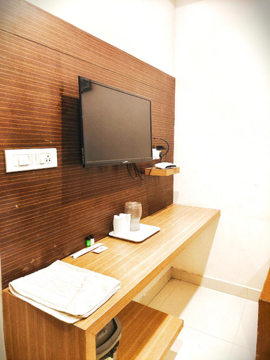 Bathroom 4, Santhi Bhavan, Chennai Central, Chennai