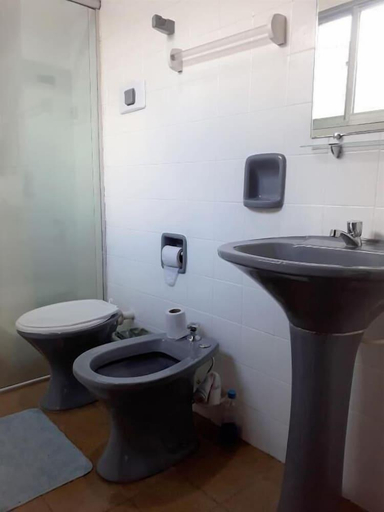 Bathroom 3, Hotel rios, Jaguarão