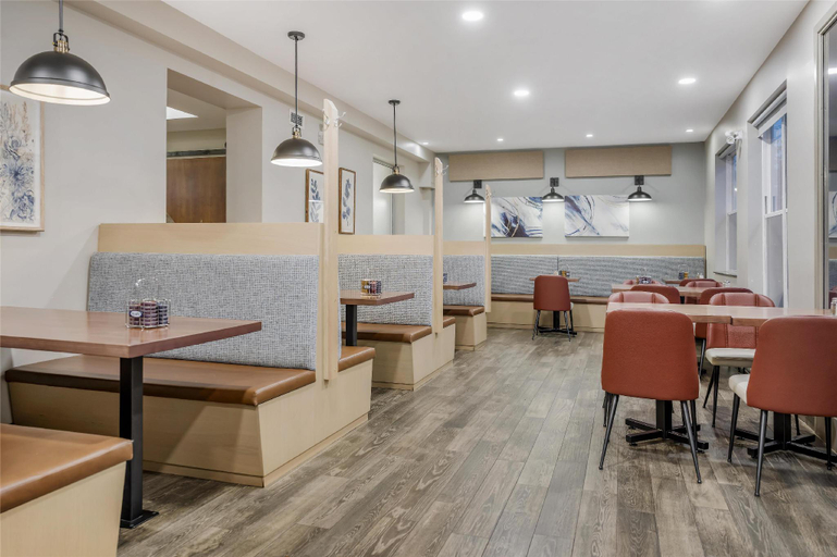 Food & Drinks 4, Best Western Plus Bridgewater Hotel & Convention Centre, Lunenburg