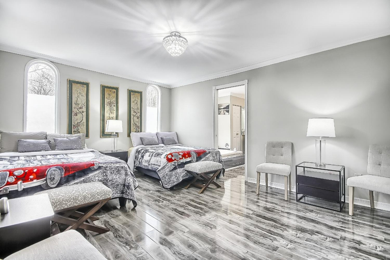 Bedroom 3, The Vacation Luxury Unpack, Relax, Enjoy, Toronto