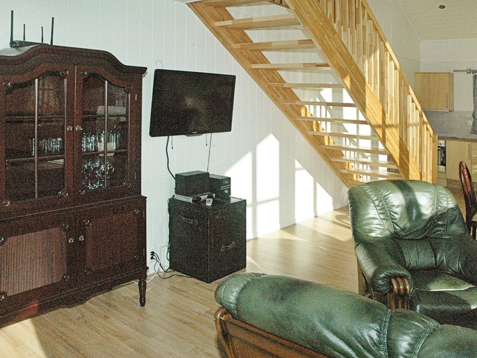 Others 5, Holiday Home in Vevang, Eide