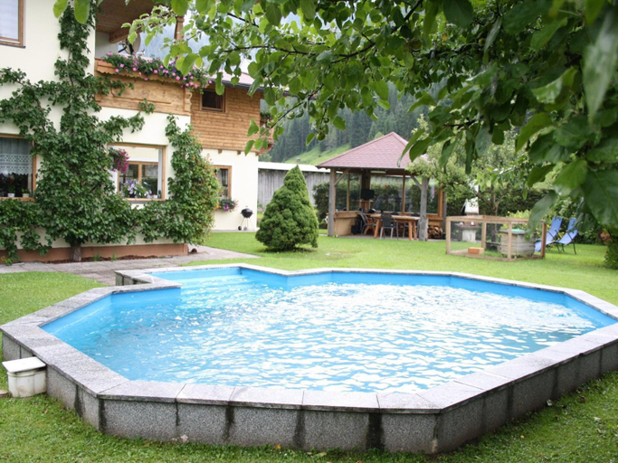 Sport & Beauty 2, Apartment in Waidring near Ski Slopes, Kitzbühel