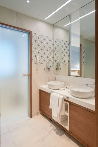 Bathroom 5, HUMA Kotor Bay
