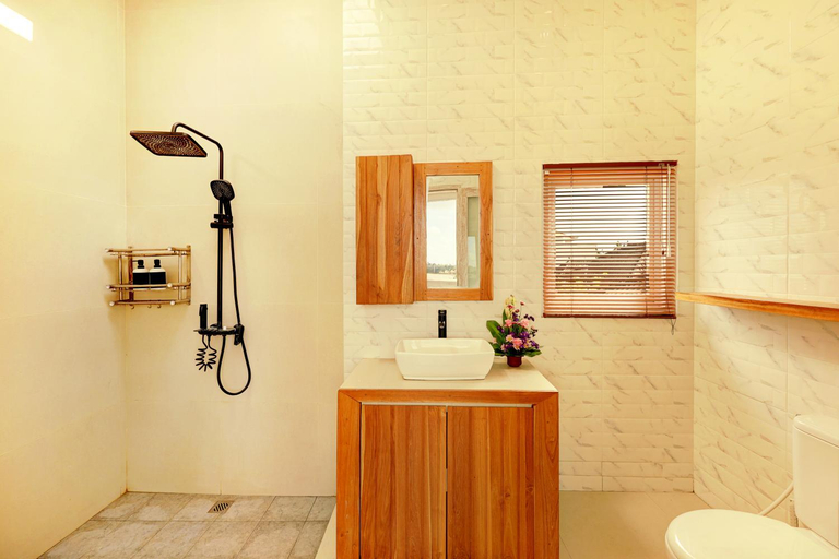 Bathroom 4, Villa Lois Canggu 3BR 10ppl, Badung
