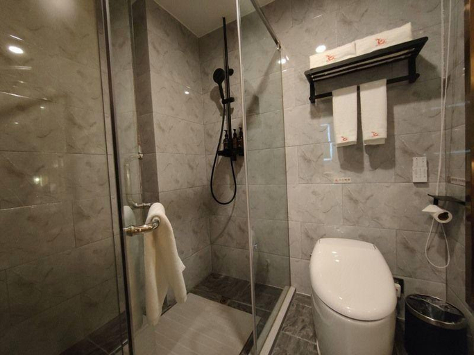 Bathroom 3, GreenTree Eastern Hotel Xinjiang Urumqi Renmin Road, Ürümqi