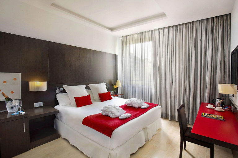 Bedroom 2, Grupotel Gran Via 678, Barcelona