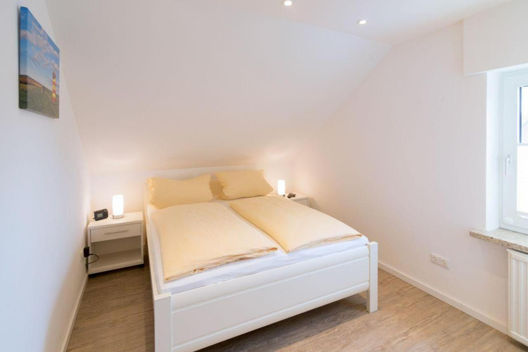 Bedroom 2, Holiday apartment Norddeich, Aurich