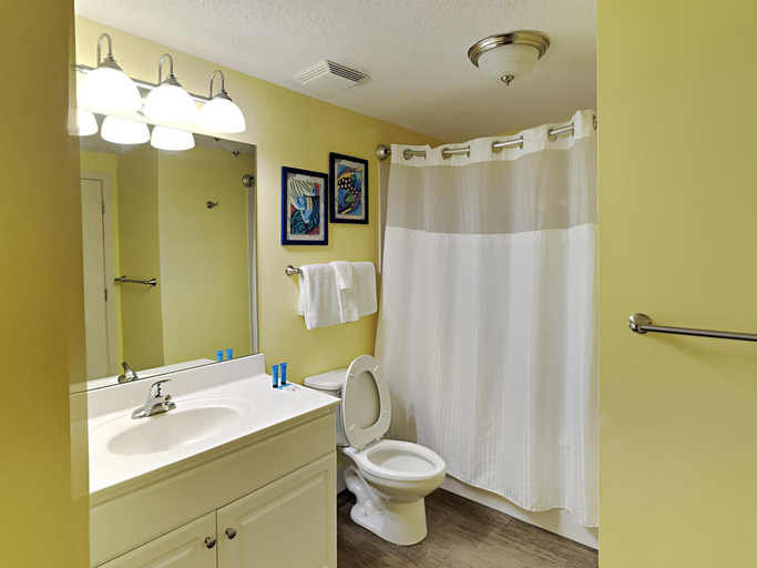Bathroom 4, Majestic Beach Towers I 1014 su-9111MAJESTM11014-521, Bay