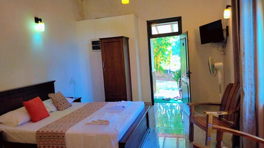 Bedroom 3, Kandy Moon Hills Hotel, K.F.G. & G. Korale