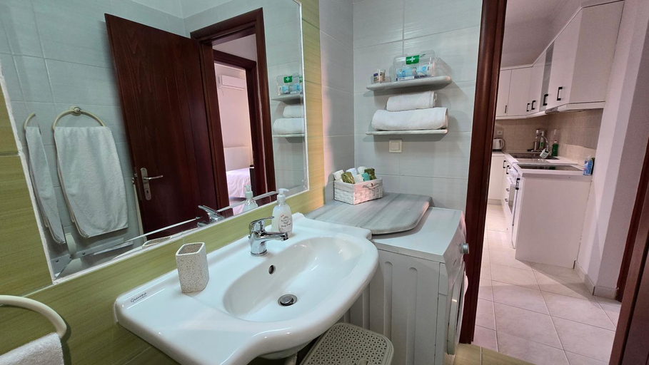 Bathroom 4, Tranquil Apartments Corfu, Ionian Islands