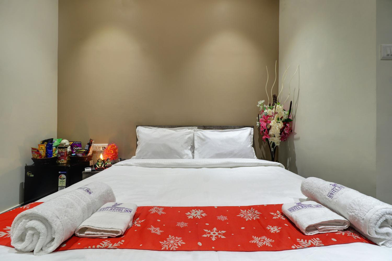 Bedroom 3, Hotel Royal Inn Nerul, Thane