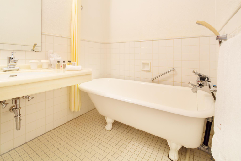 Bathroom 4, Mampei Hotel, Karuizawa