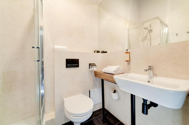 Bathroom 5, GoldApartRooms, Białystok City