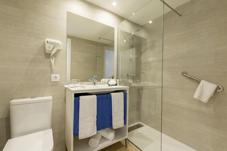 Bathroom 4, Hotel HSM Regana, Baleares