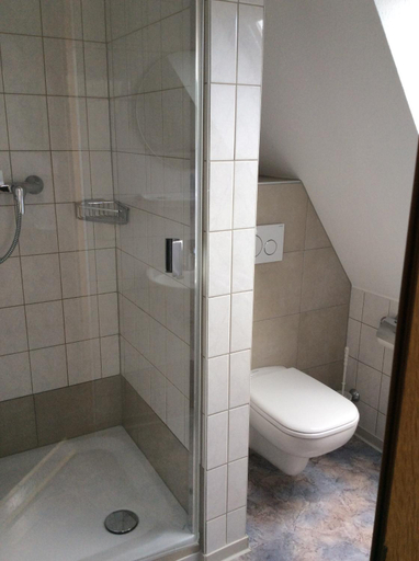 Bathroom, Zur Eiche - Pension, Leipzig