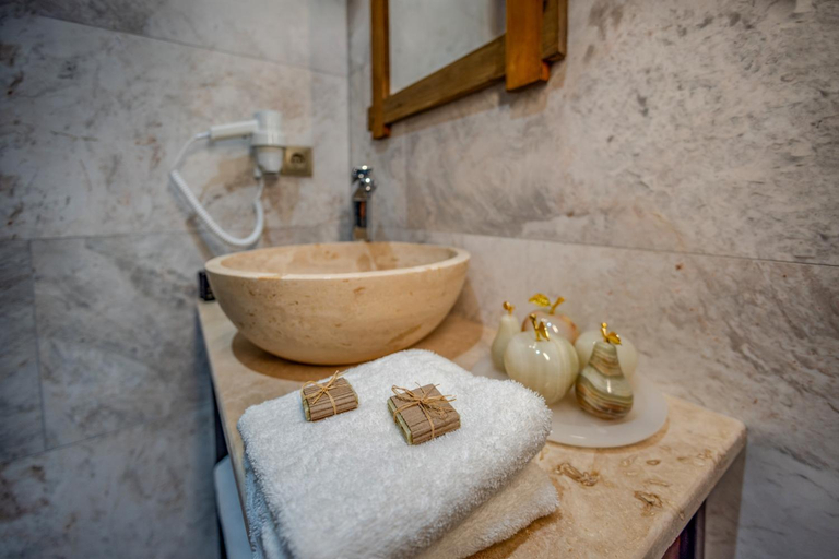 Bathroom 4, Sara Cave Cappadocia, Nevşehir