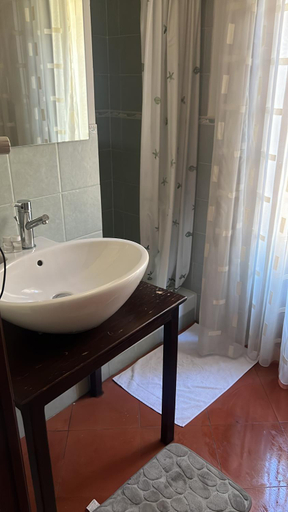 Bathroom 3, Il Casale, Cosenza