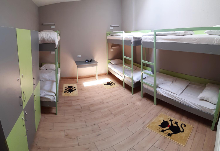 Others 3, Міні-готель "ЕКО", Kamianets'-Podil's'ka