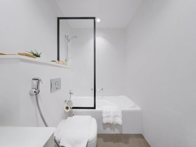 Bathroom 4, Luxury Studio in Damac Hills, Dubai
