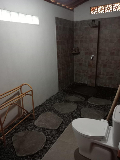 Bathroom 3, Loka Amertha, Karangasem