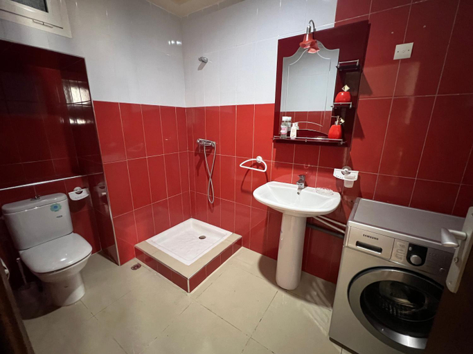 Bathroom 5, Fnideq, Tétouan