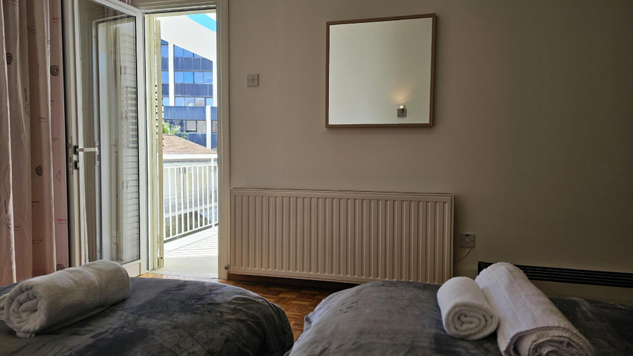Bedroom 3, NIC - STAY Aurum Apartment