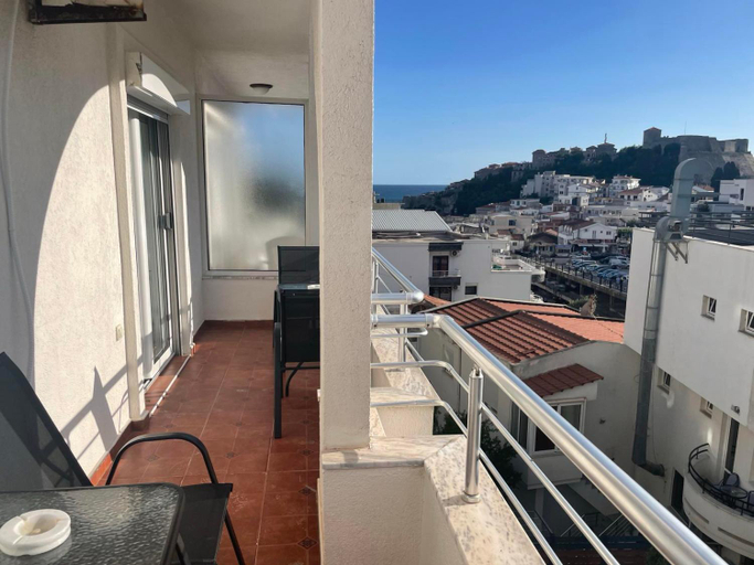 Others 3, Premium apartments