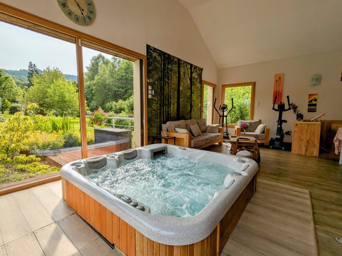Others 4, Chambre spacieuse avec piscine, spa et hammam - FR-1-589-721, Vosges