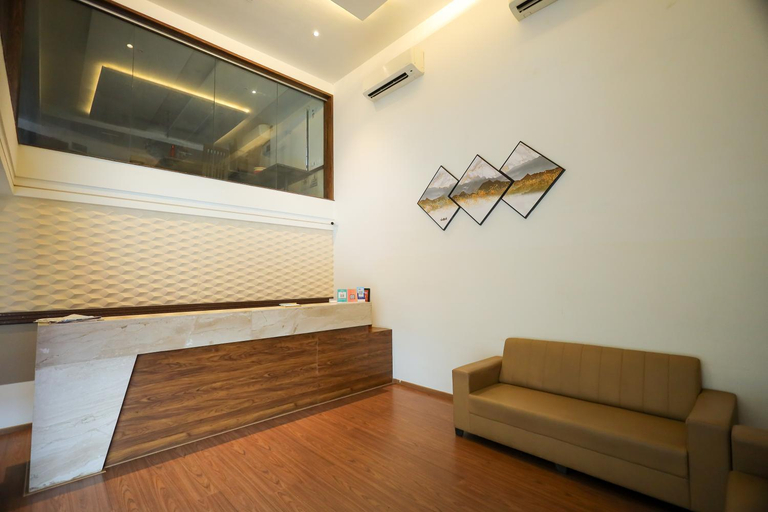 Public Area 2, Hotel Plaza Heights by RAK Rooms, Dakshina Kannada