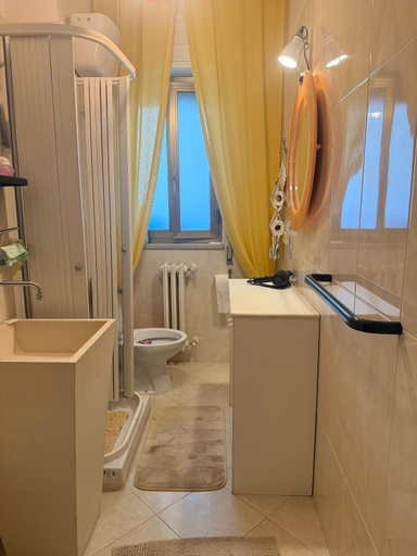 Bathroom, Terzopiano, Bari