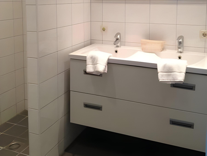 Bathroom 3, Hotel Restaurant Taverne, Voorst