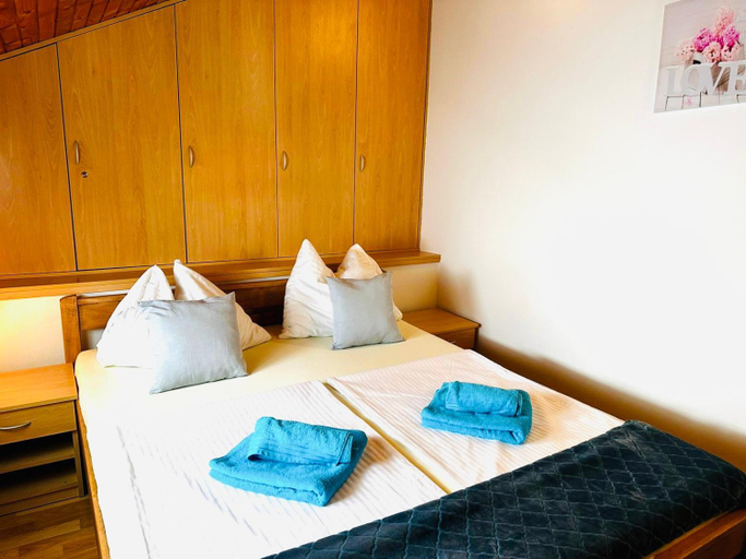 Bedroom 2, Villa Bilogora & Apartments, Vodice