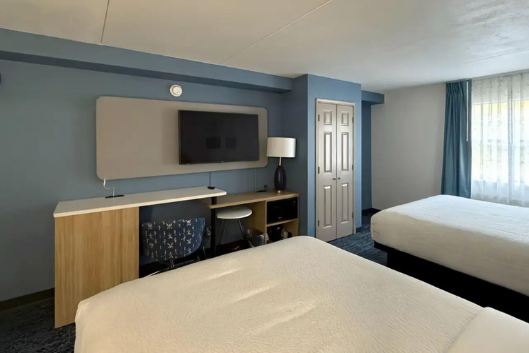 Bedroom 4, Sleep Inn & Suites Merrillville, Lake