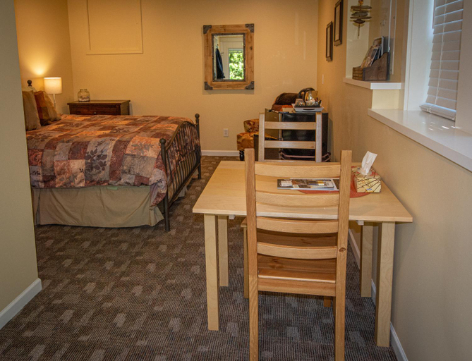 Bedroom 4, Kye Bay BnB - A Place to Breathe, Comox-Strathcona