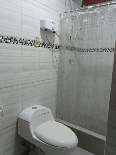 Bathroom 2, Casa Hospedaje Inkani, Chanchamayo