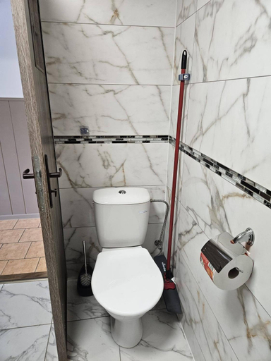 Bathroom 4, Areal Pauli, Náchod