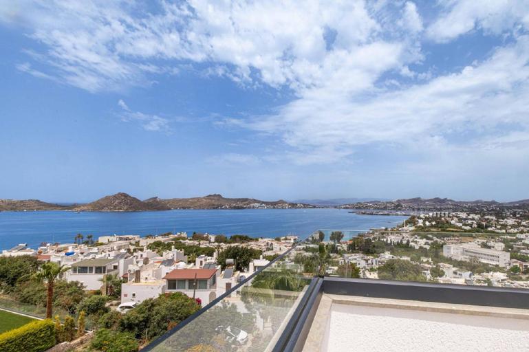 3, Stunning Villa With Private Pool and Luxuriest Views, Bodrum