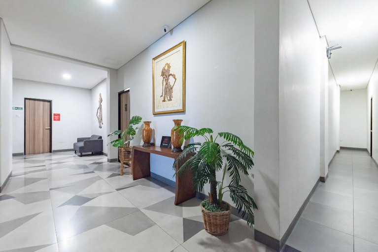 Public Area 2, Sans Vibes Hotel Malabar, Bandung