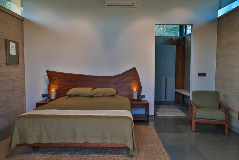 Bedroom 4, Walden, Rupnagar
