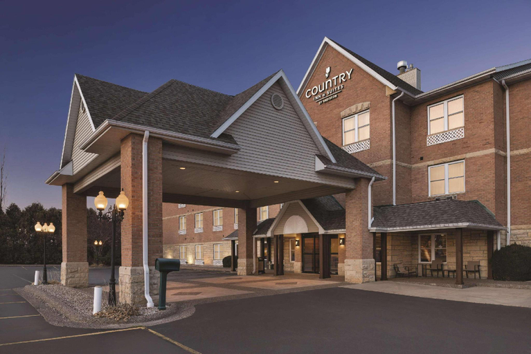 Exterior & Views 2, Country Inn & Suites by Radisson, Galena, IL, Jo Daviess