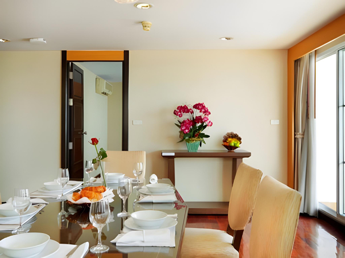 Food & Drinks 5, SM Grande Residence, Khlong Toey
