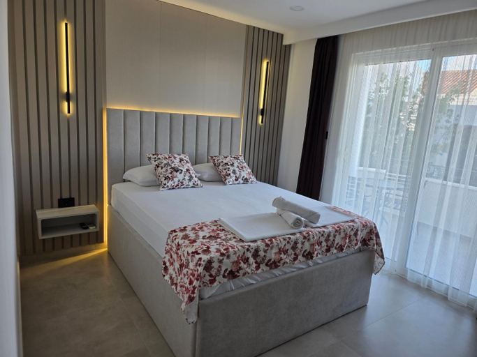 Bedroom 2, Marini Casa