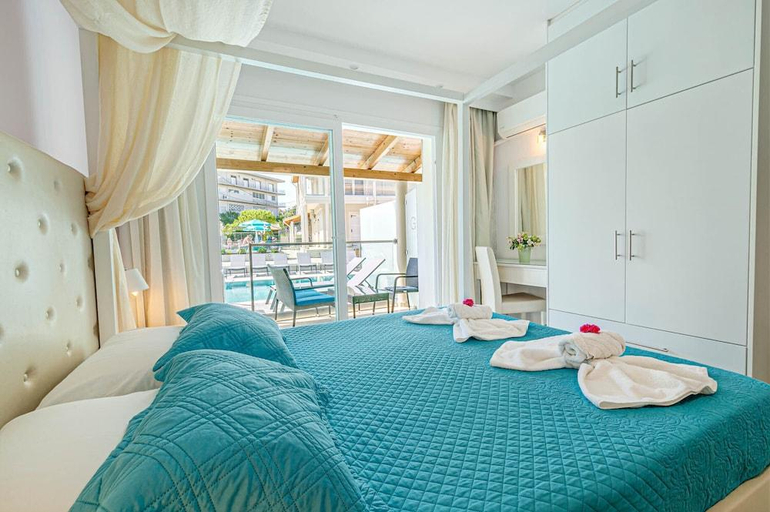 Bedroom 4, Palapart Gikas Suites and Studios, Ionian Islands