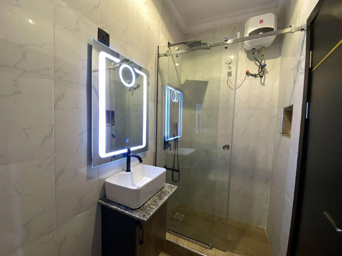 Bathroom 3, Fountain Blu Hotel, Obafemi-Owode