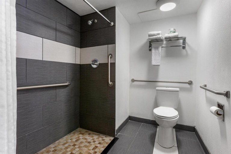 Bathroom 3, SureStay by Best Western Chambers Petrified Forest, Apache