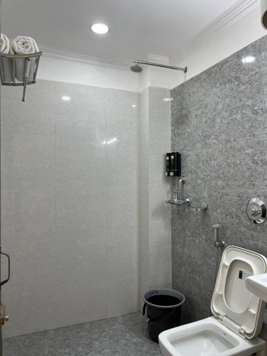 Bathroom 4, Mandakini Homestay, Varanasi