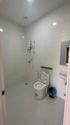 Bathroom 3, Rocky Cafe & Mini Apartment, Siem Reap