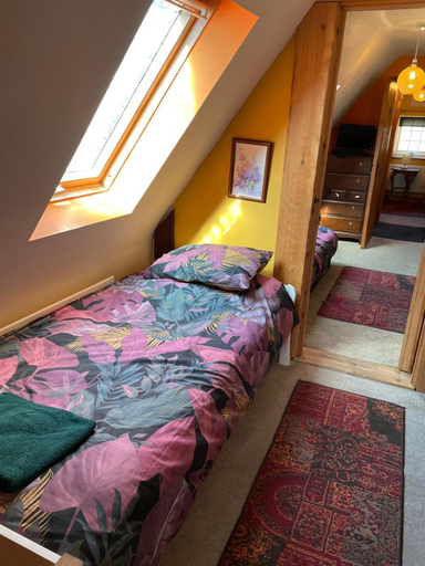 Bedroom 3, Yarm cottages sleeping 12 Next to Fox Covert Pub, Stockton-on-Tees