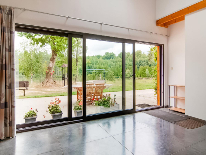 Public Area 3, Nature Cottage in Florennes, Namur