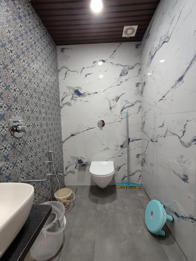 Bathroom 3, Bluebell Residency, Satara